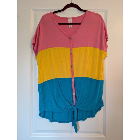 Pink Coconut Boutique Tops - Pink Coconut Boutique Colorblock Tie Front Short Sleeve Shirt Women's Size Small